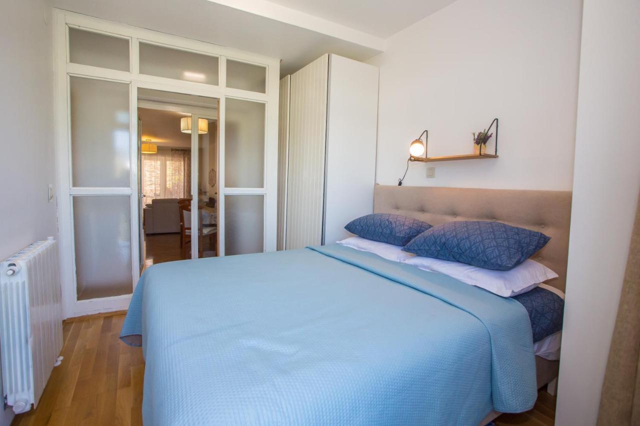 Apartment Rosse Porec Esterno foto